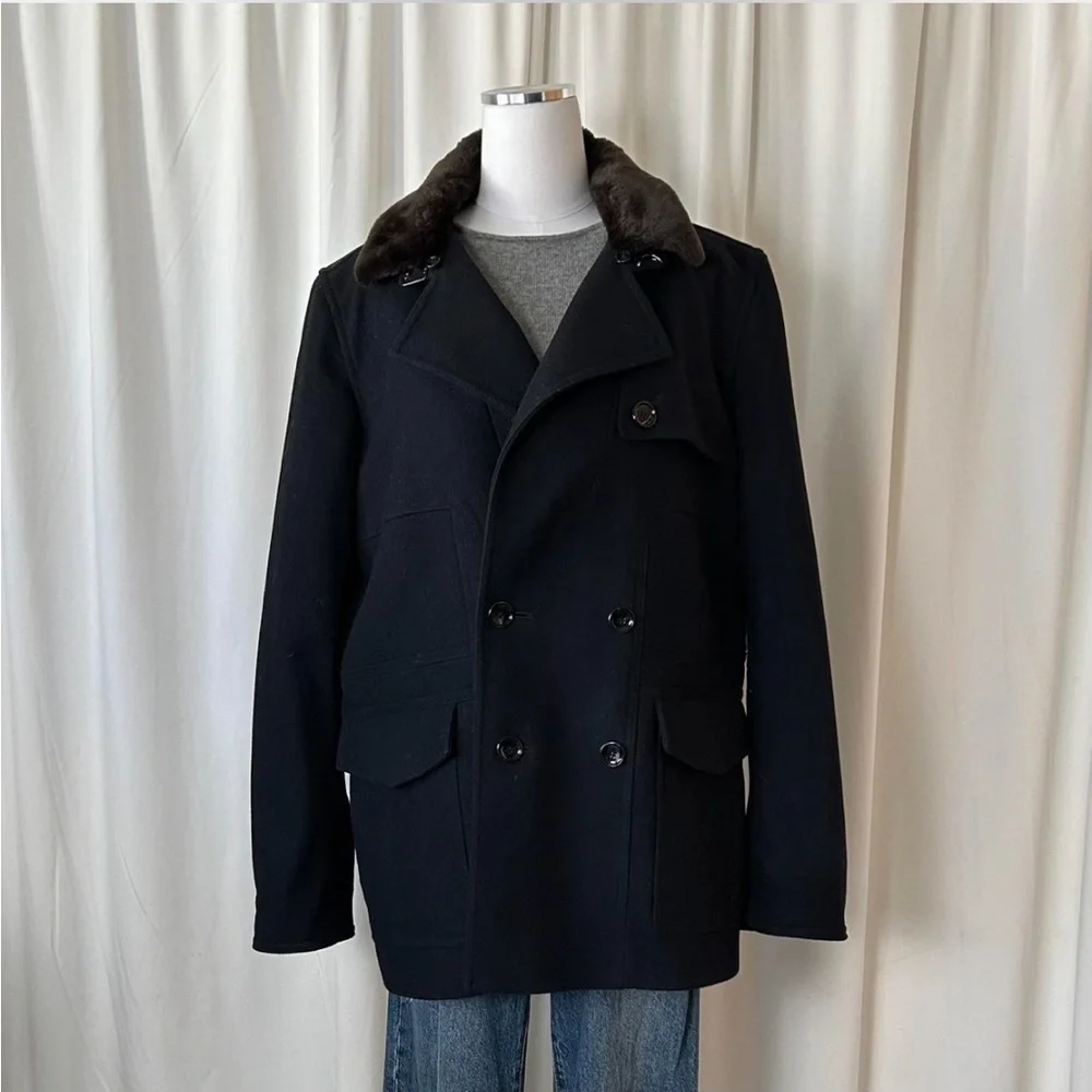 REISS Wool Blend double-breasted Peacoat with faux fur removable collar black.